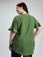 Blouse semi-ajustée à manches courtes avec boutons
