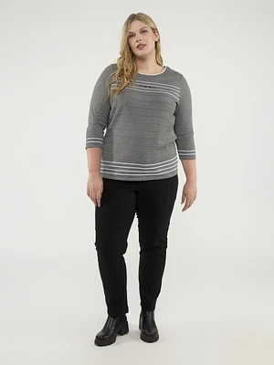 3/4-sleeve semi-fitted pullover sweater