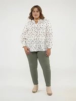 Long-sleeve semi-fitted blouse with buttons