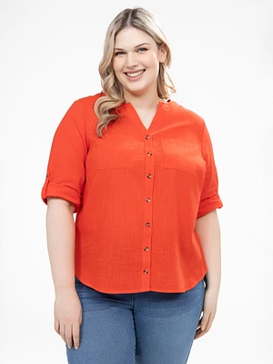 Blouse semi-ajustée à manches 3/4 avec boutons