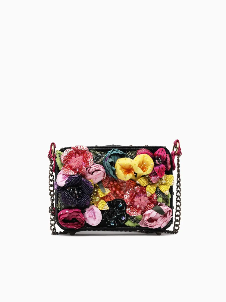 Blooming Beauty Clutch Black