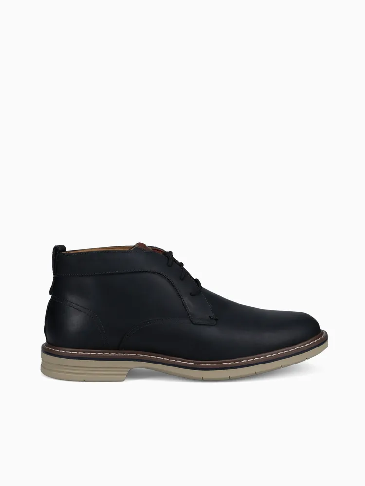 Norwalk Plain Toe Chukka Boot Blk Crazy