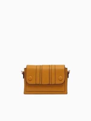 Srb26762 Button Detail Crossbag Yellow