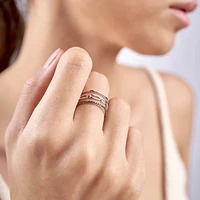 Elle Ring