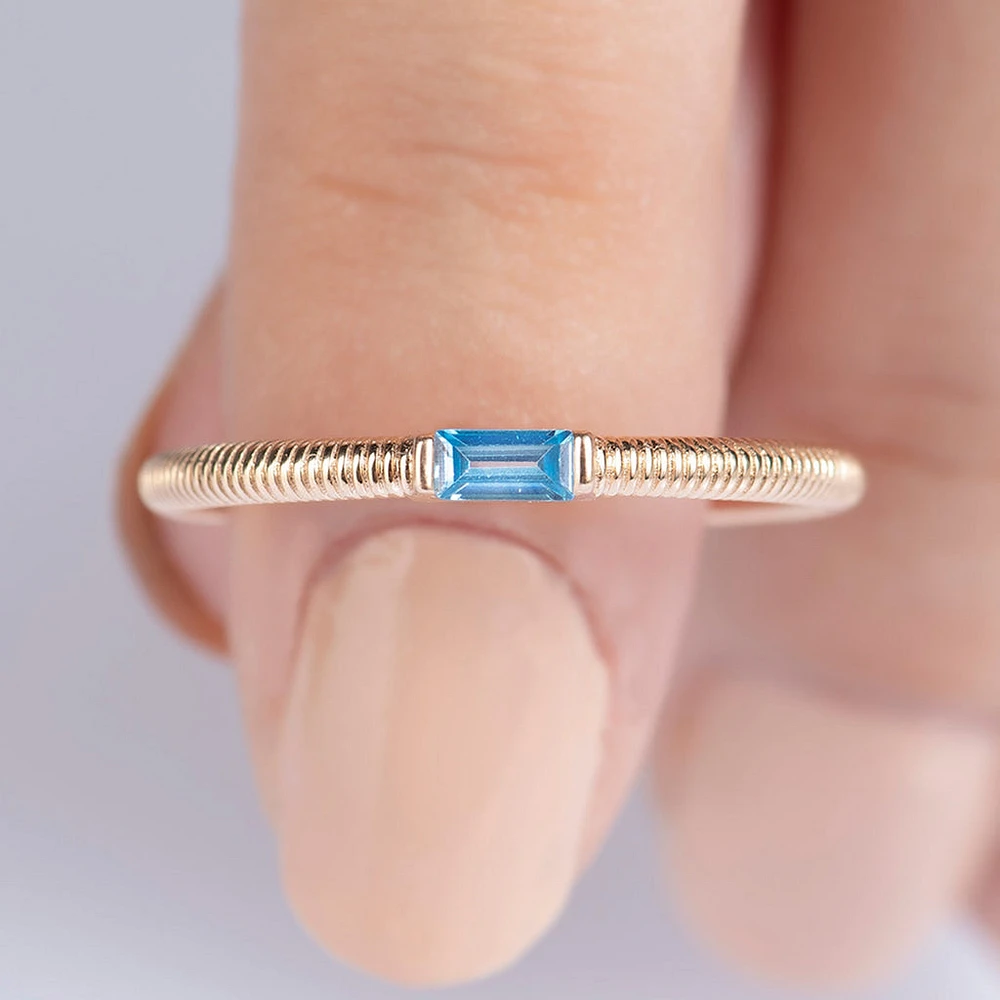 Dainty Bagutte Ring - Spring