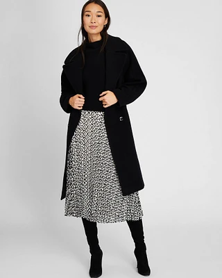 Double-Breasted Relaxed Coat