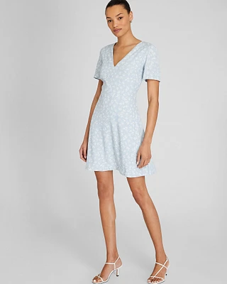 Cut Out Short Sleeve Mini Dress