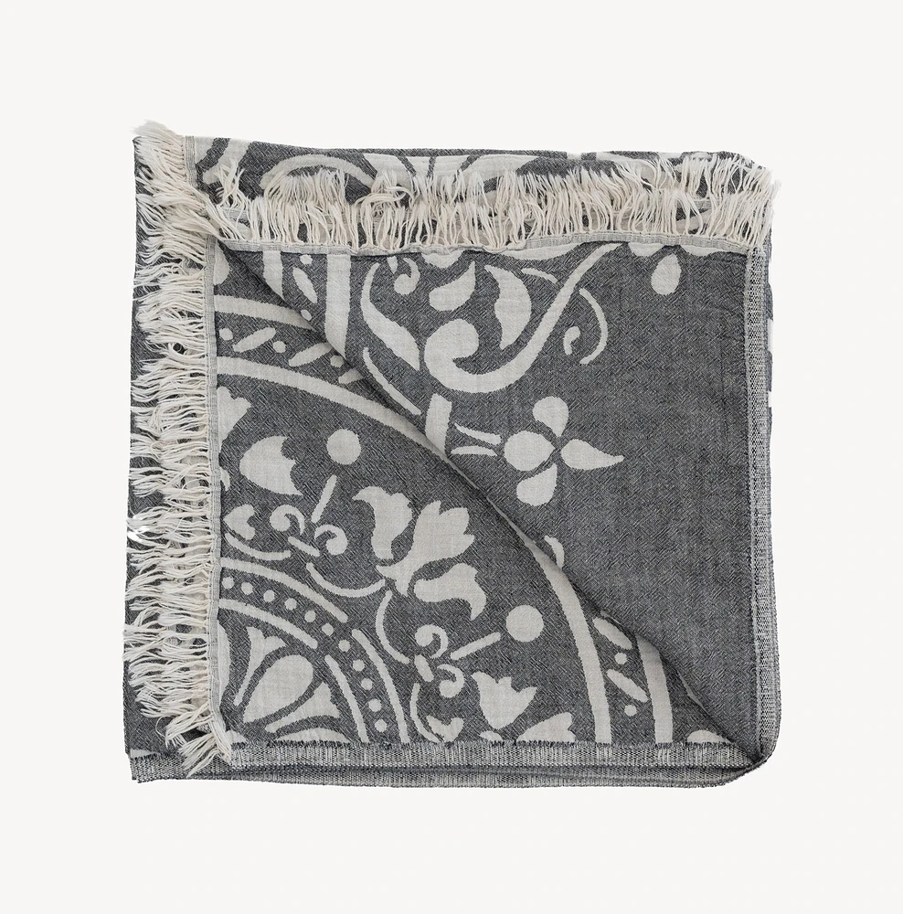 Leonora Towel