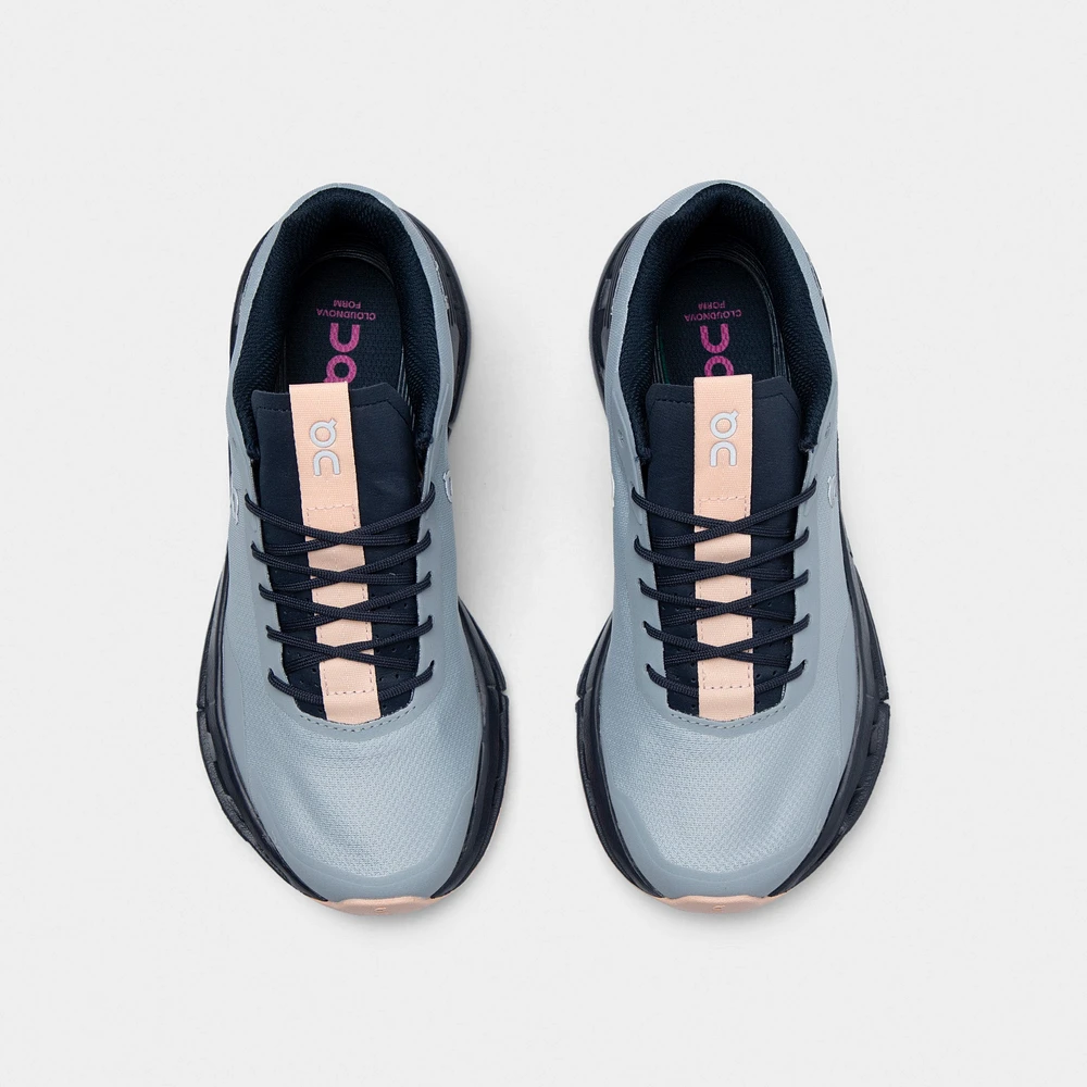 On Women's Cloudnova Form Glacier / Aurora