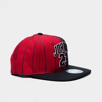 Jordan Big Kids Jersey Flatbrim Cap Black / Gym Red