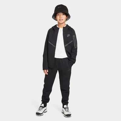 Nike Sportswear Junior Boys' Tech Fleece Hoodie / Black