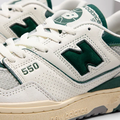 New Balance 550 Sea Salt / Marsh Green