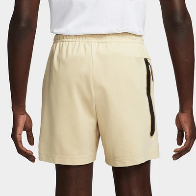 Nike Sportswear Tech Fleece Lightweight Shorts / Team Gold