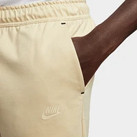 Nike Sportswear Tech Fleece Lightweight Shorts / Team Gold