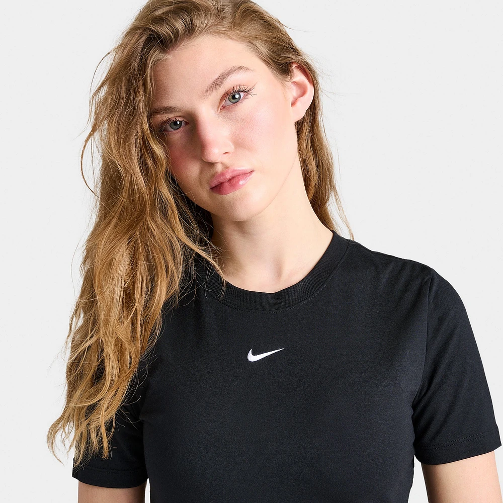 Nike Sportswear Women's Essential Slim Crop T-Shirt / Black
