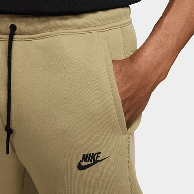 Nike Sportswear Tech Fleece Joggers / Neutral Olive