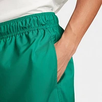 Nike Club Flow Shorts Malachite / White