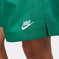 Nike Club Flow Shorts Malachite / White