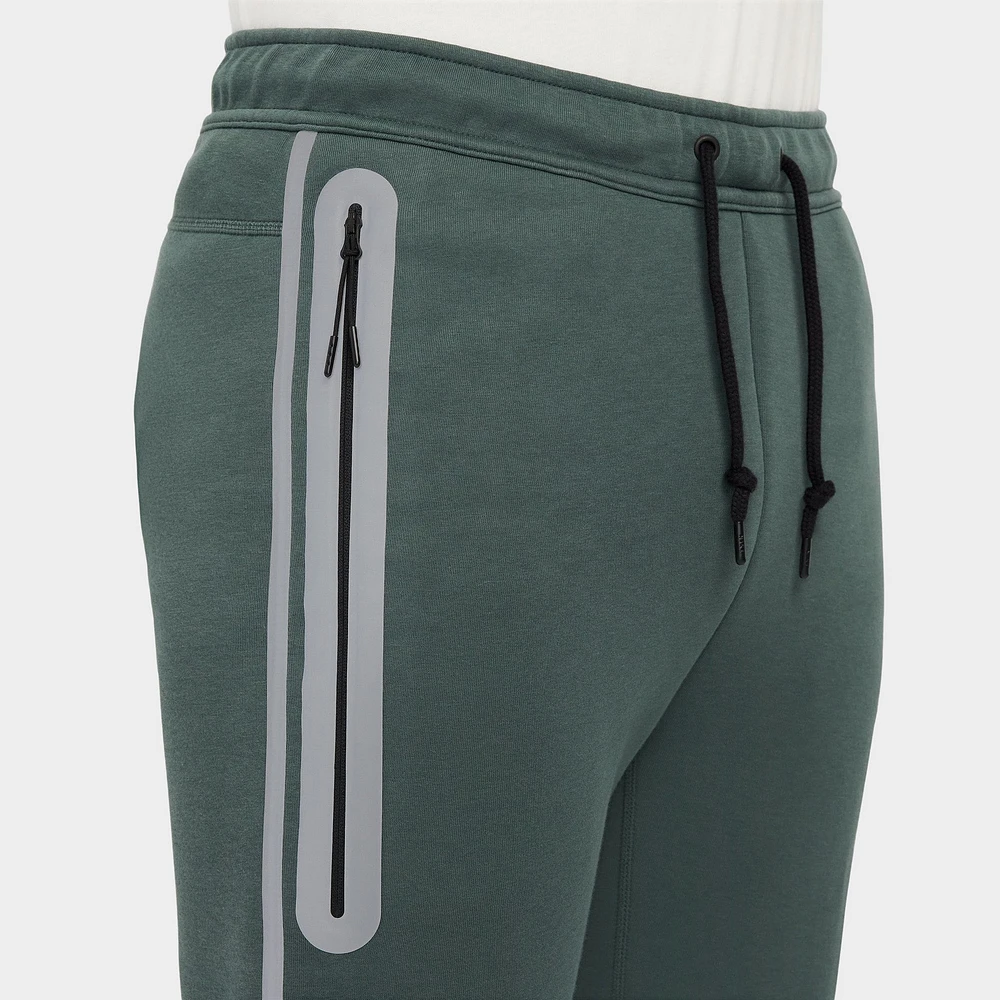 Nike Sportswear Tech Fleece Jogger Vintage Green / Bemis Silver
