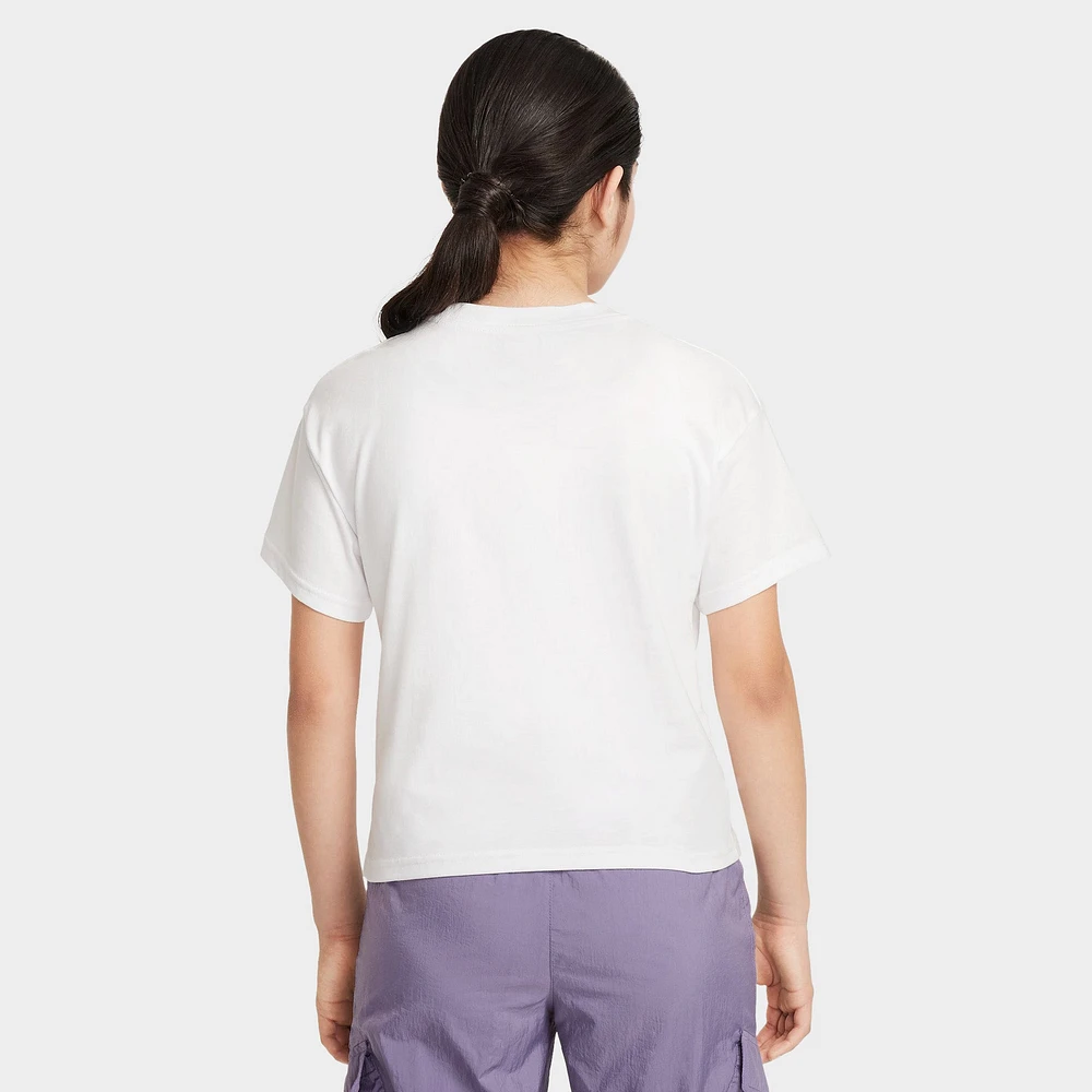Nike Sportswear Essential Junior Girls' T-Shirt / White