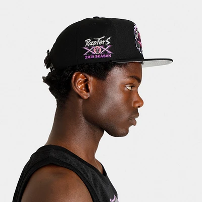 Mitchell & Ness Toronto Raptors Neon Tropical Snapback / Black