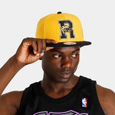 Mitchell & Ness Toronto Raptors Gym Stallion Snapback / Mustard