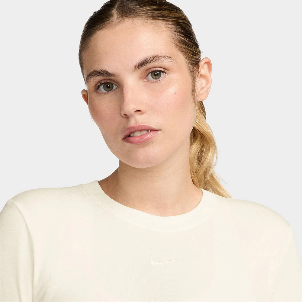 Nike Sportswear Women's Chill Knit Cropped Long Sleeve / Light Orewood Brown