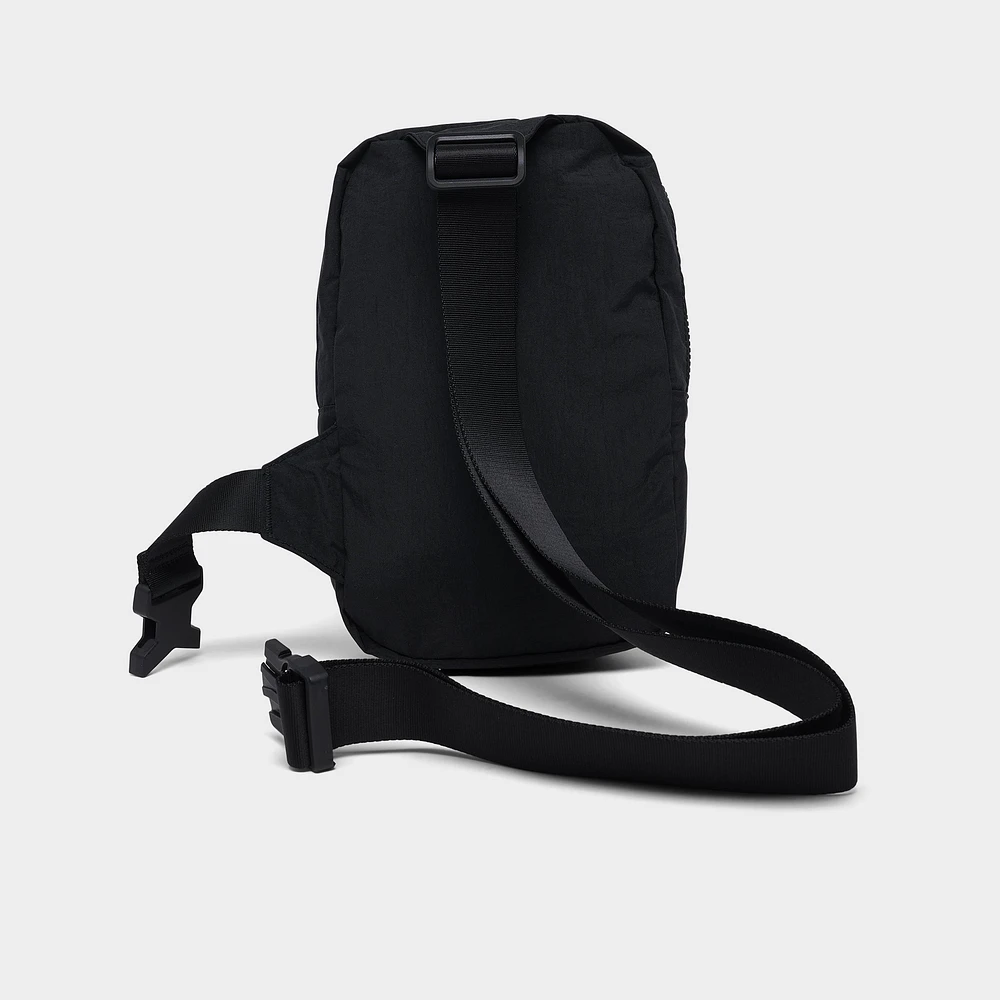 Nike Aura Crossbody Bag (2L) Black / Matte Silver