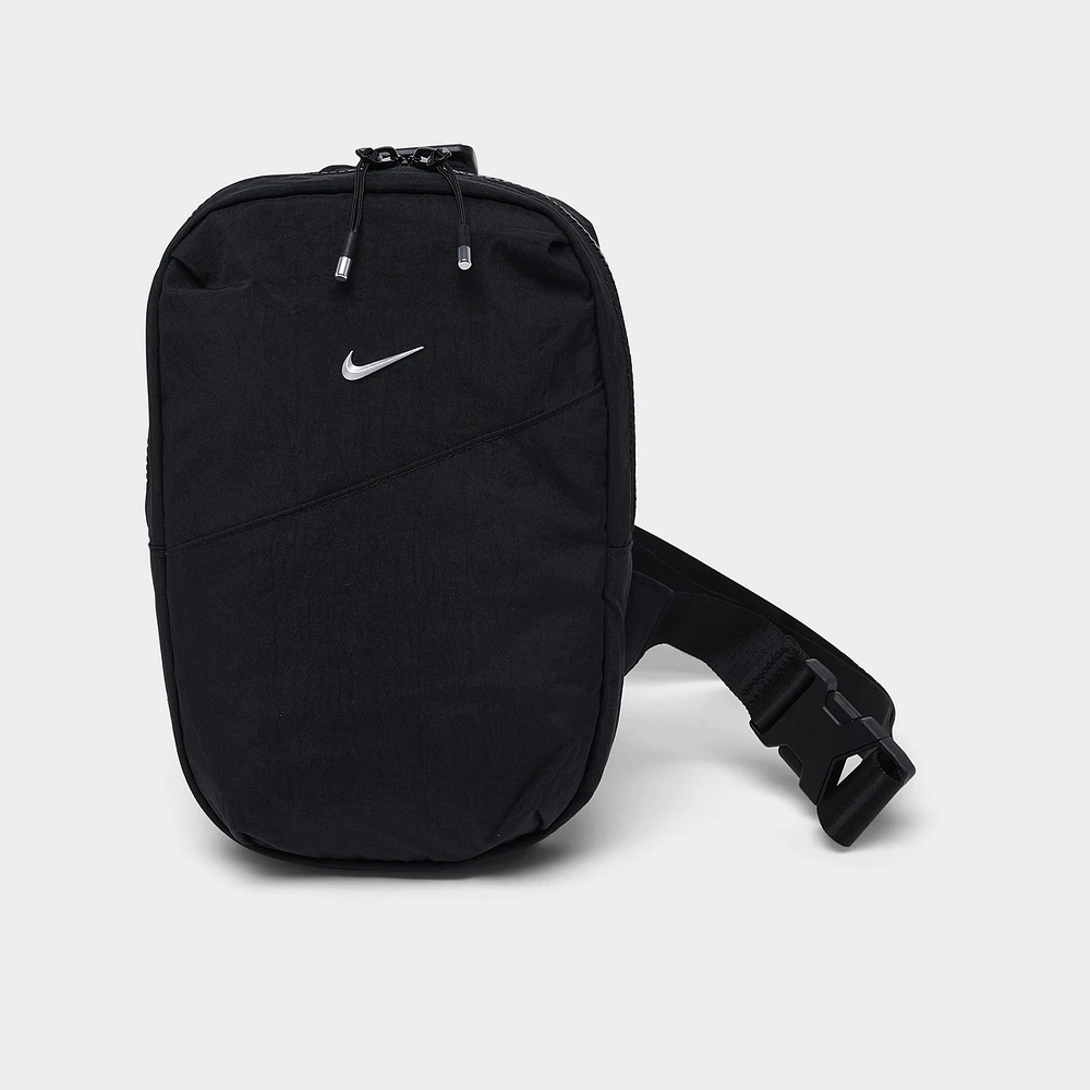 Nike Aura Crossbody Bag (2L) Black / Matte Silver