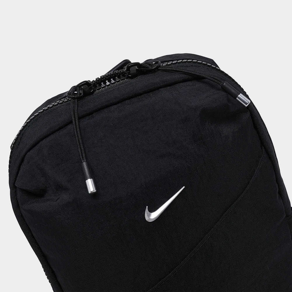 Nike Aura Crossbody Bag (2L) Black / Matte Silver