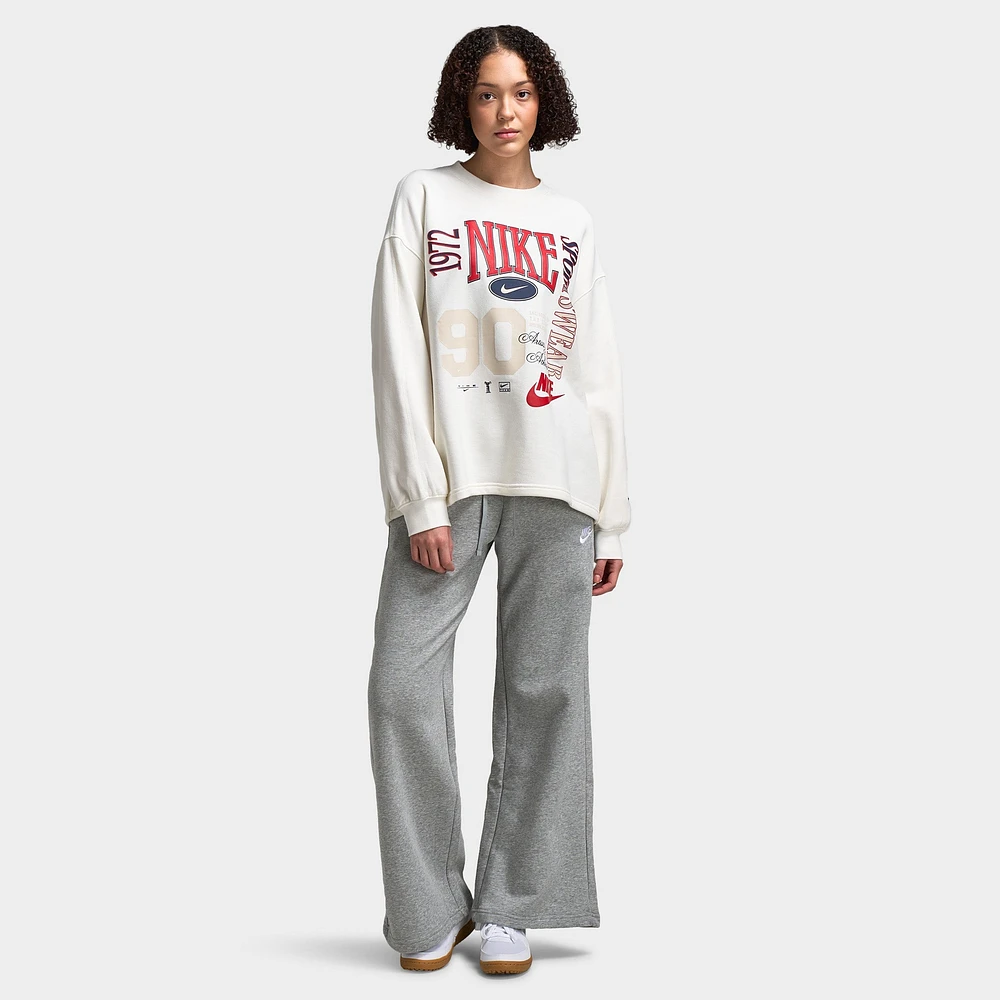 Nike Sportswear Women's Fleece Crewneck Sweatshirt Sail / Black