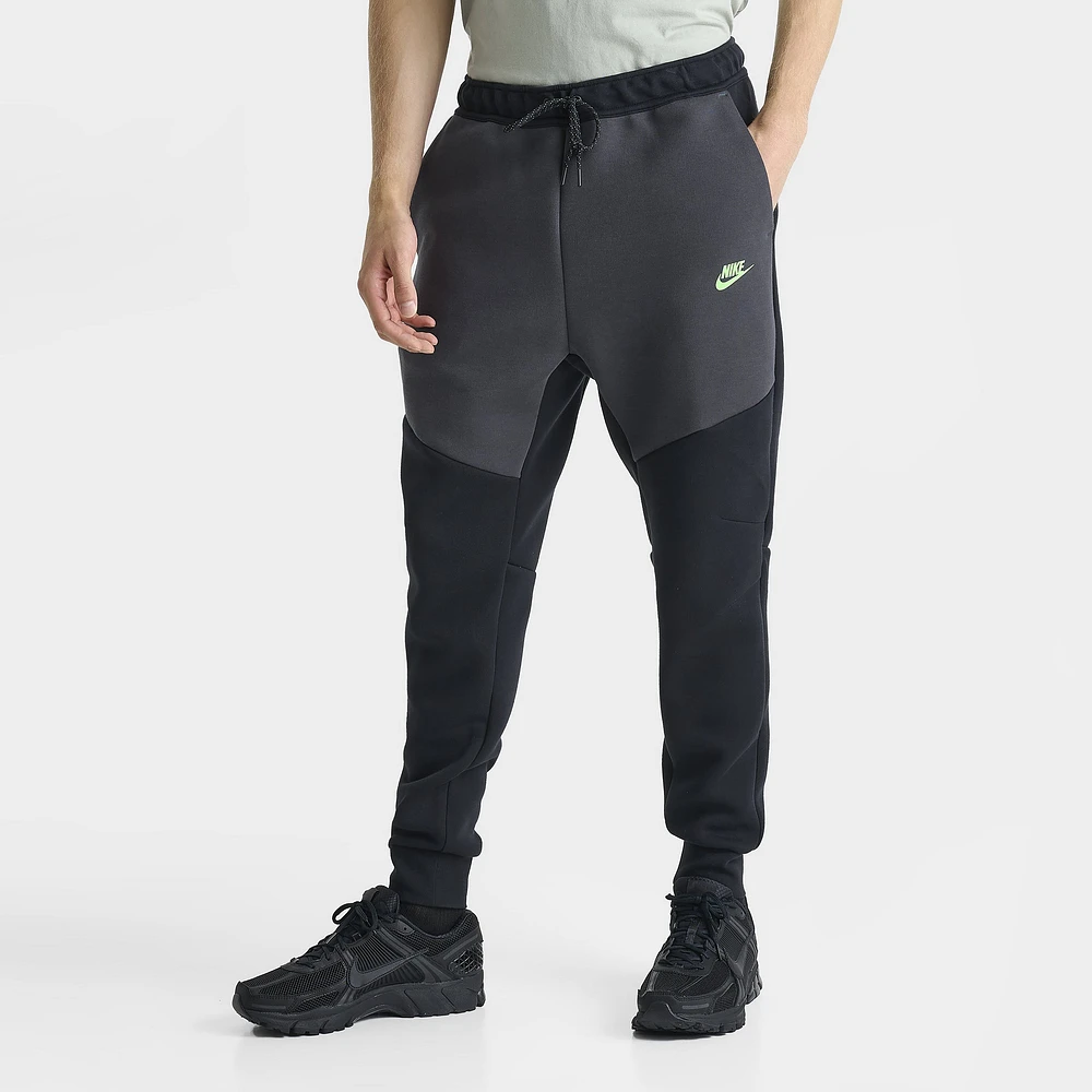 Nike Tech Fleece Jogger Black / Anthracite Green Strike