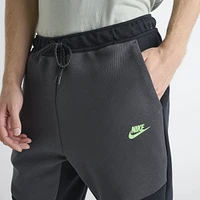 Nike Tech Fleece Jogger Black / Anthracite Green Strike