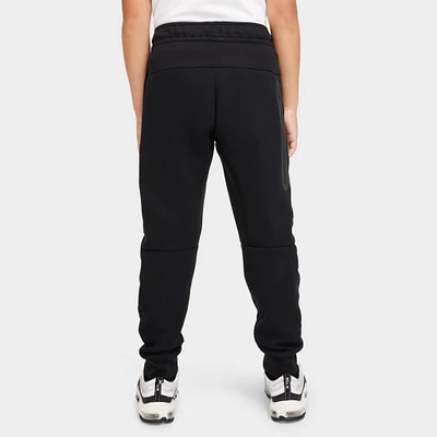 Nike Sportswear Junior Boys' Tech Fleece Jogger / Black