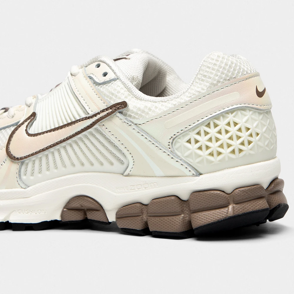 Nike Women's Zoom Vomero 5 Sail / Mink Brown - Black