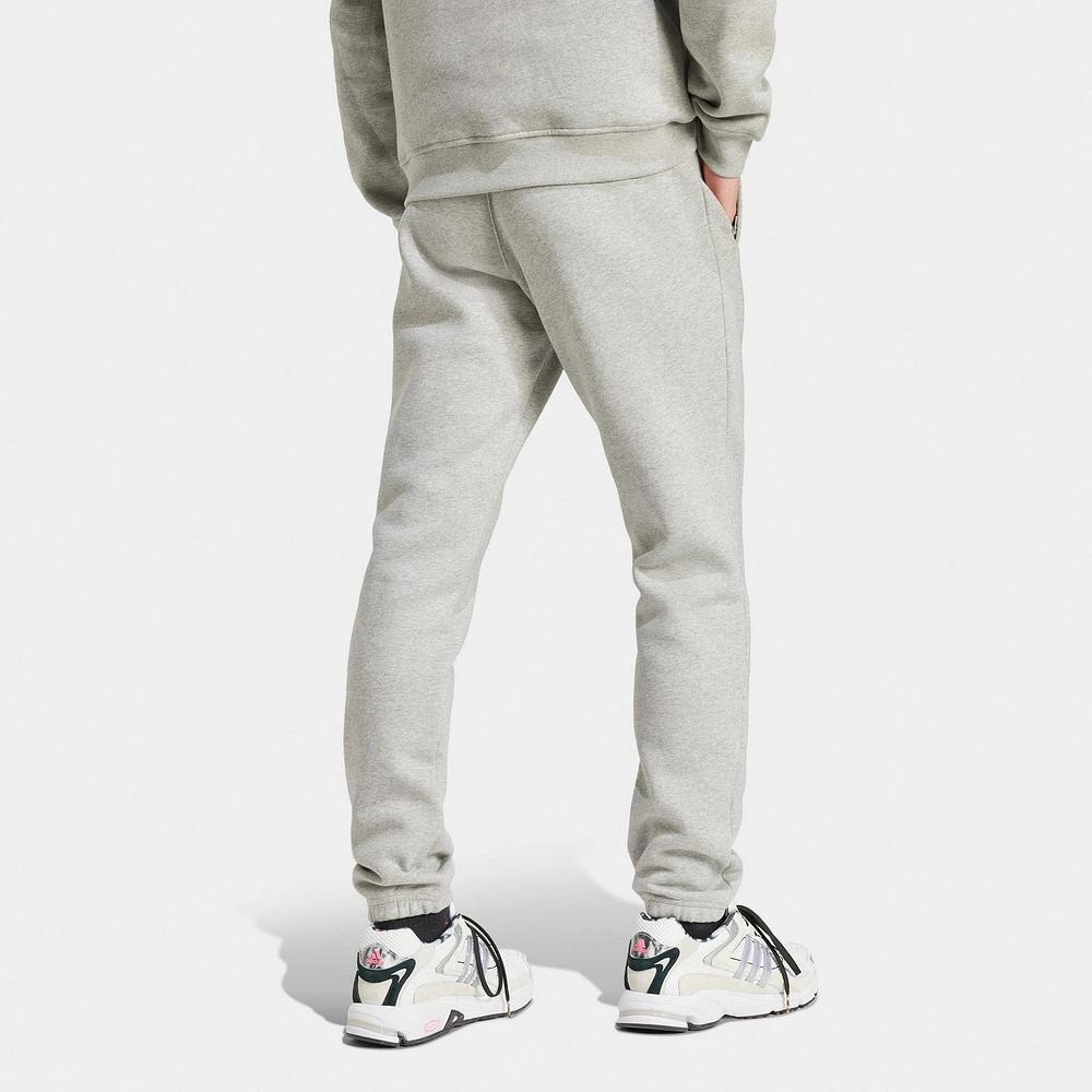 adidas Essentials Sweatpants / Medium Grey Heather