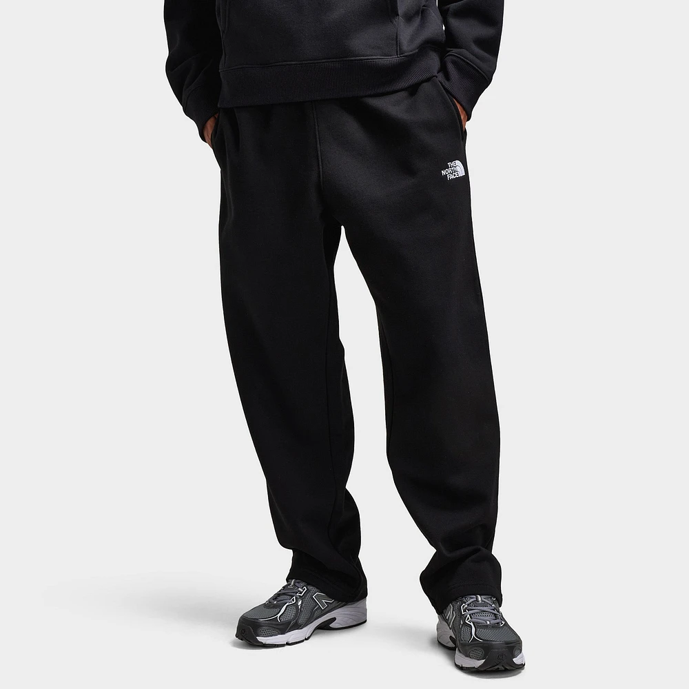 The North Face Evolution Straight Leg Sweatpants TNF Black / White