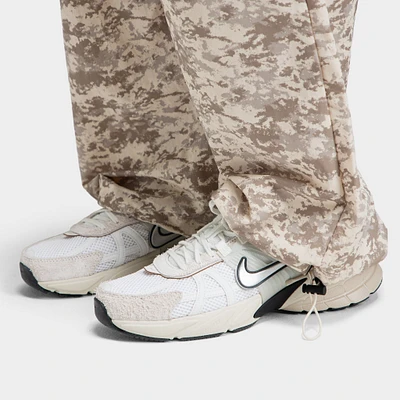 Supply & Demand Women's Pixel Camo Cargo Pants /