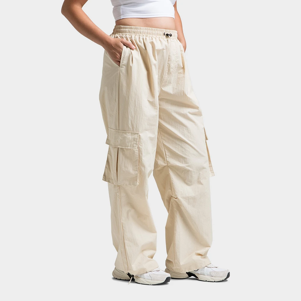 Supply & Demand Women's Monroe Cargo Pants / Sandshell