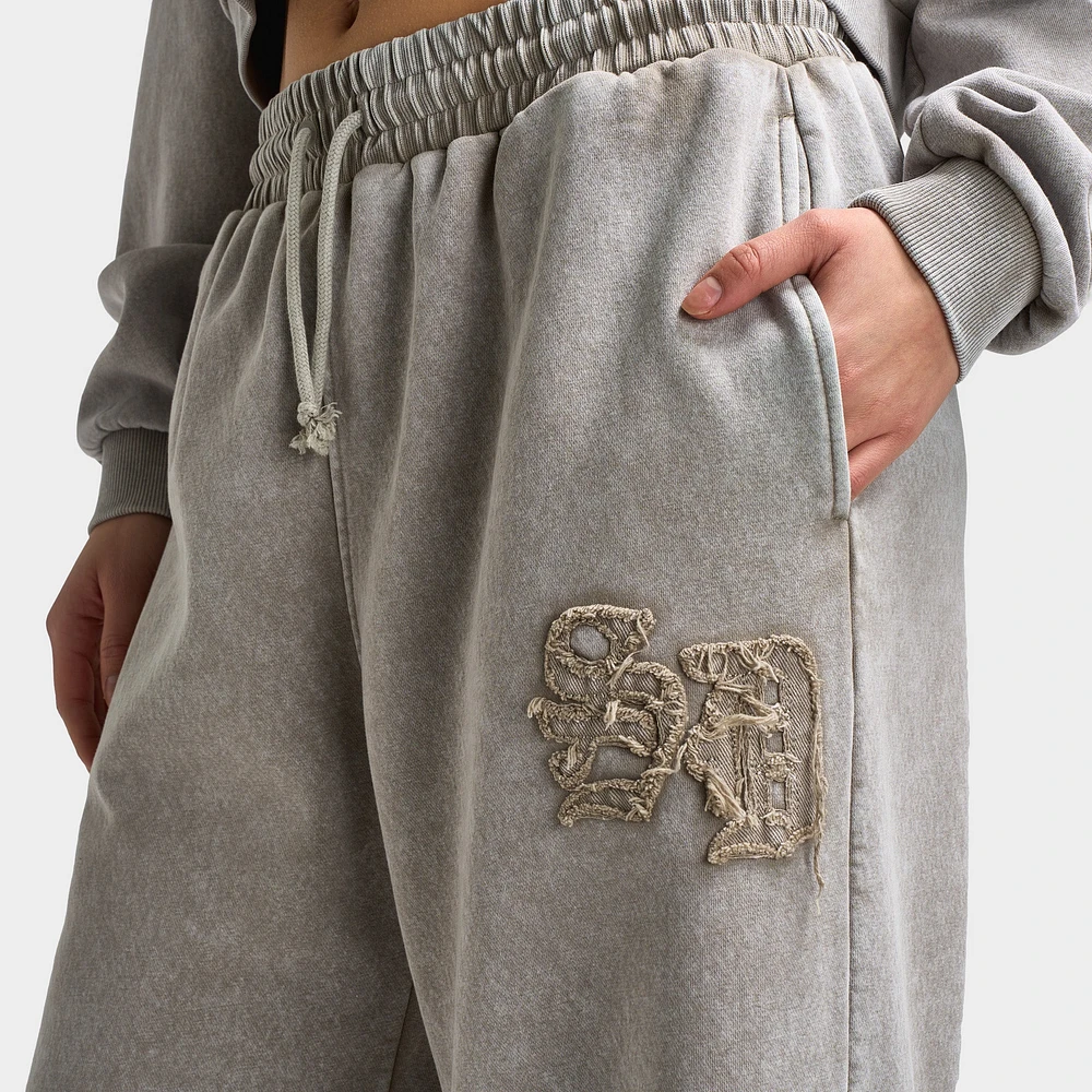 Supply & Demand Women's Bleek Wide Leg Joggers / Beige Acid Wash