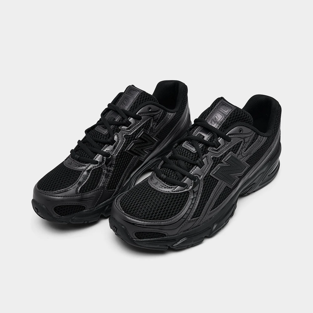 New Balance 740 Black /