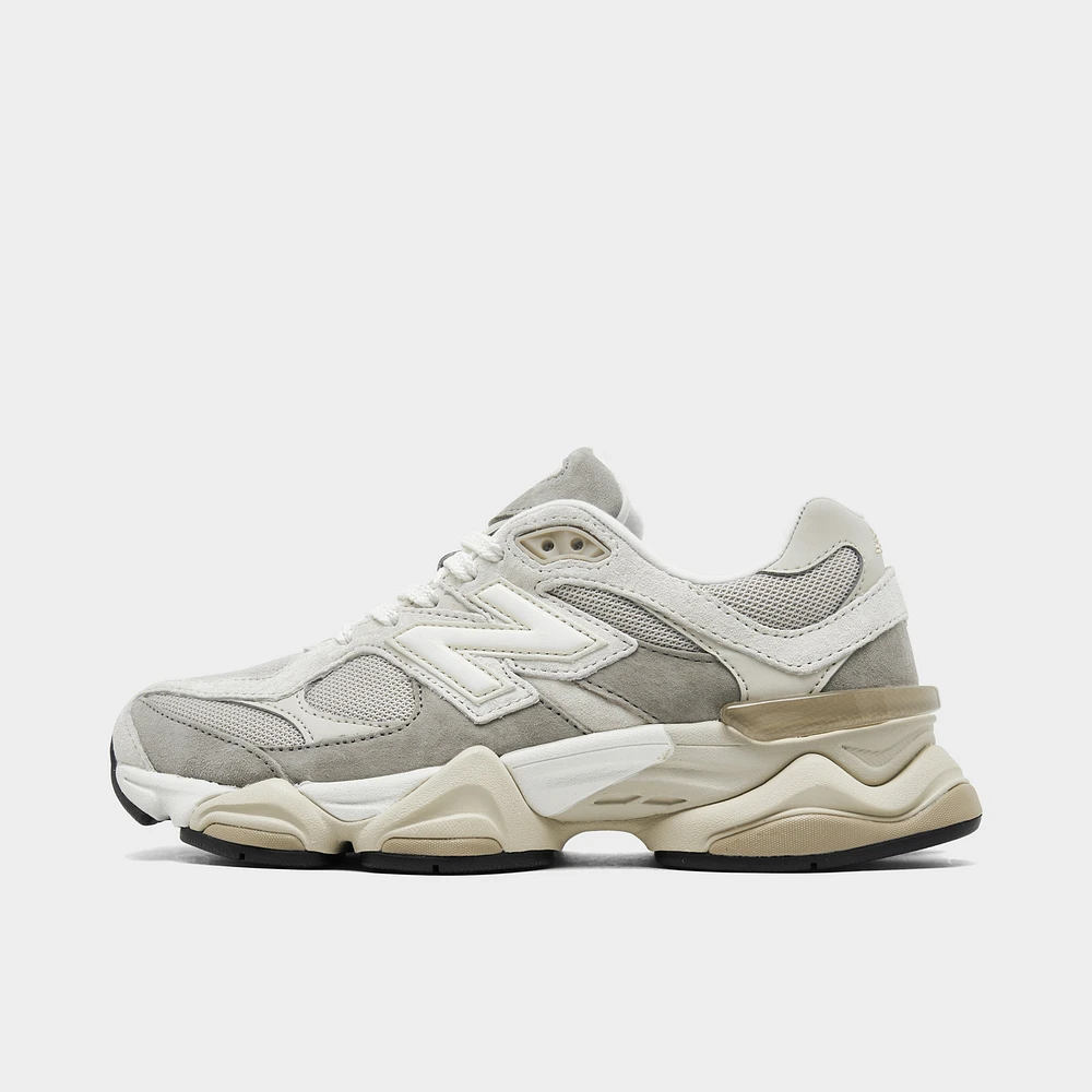 New Balance 9060 Linen / Timberwolf