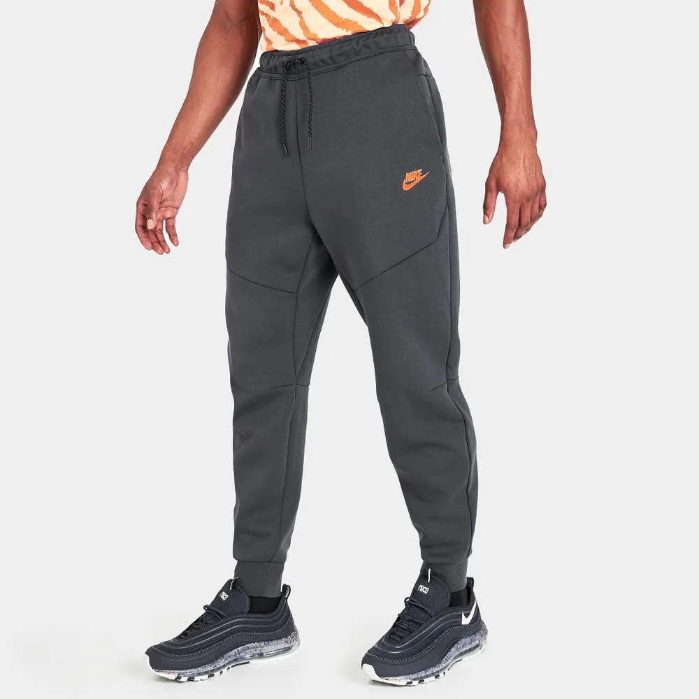 Nike - Sportswear Tapered Logo-Print Cotton-Blend Tech-Fleece
