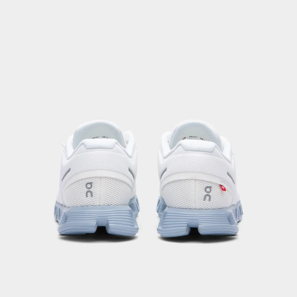 On Women's Cloud 5 White / Chambray