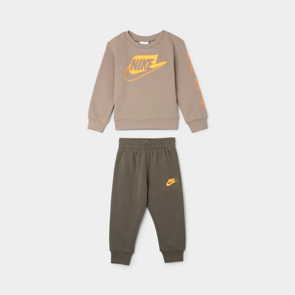 Nike Infant Boys' Club Fleece Crewneck Set / Medium Olive