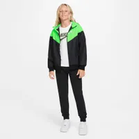 Nike Sportswear Kids’ Windrunner Jacket Black / Green Strike - Metallic Silver