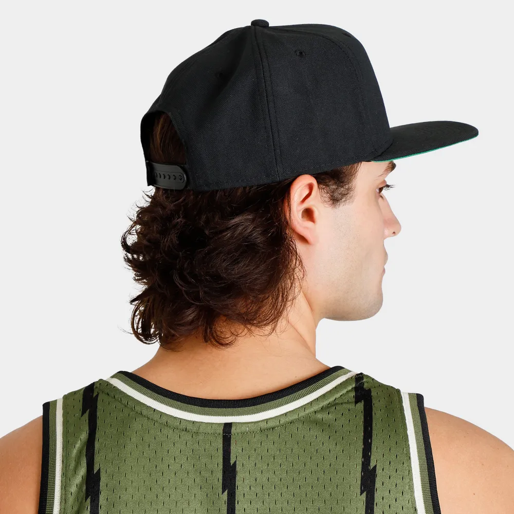 Nike Sportswear Dri-FIT Pro Futura Adjustable Cap Black / Pine Green - White