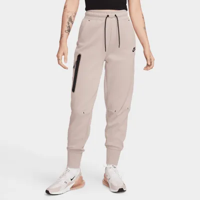 Nike Sportswear Women’s Tech Fleece Joggers Diffused Taupe / Black