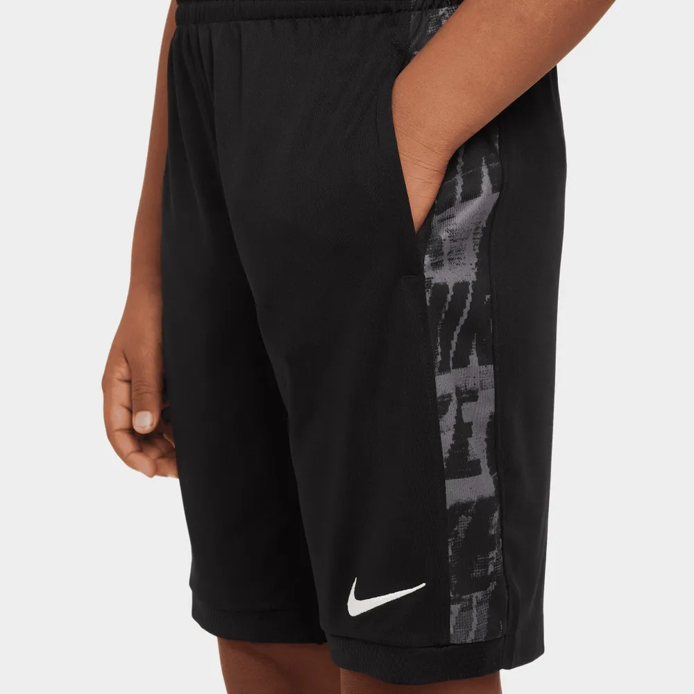 Nike Junior Boys’ Dri-FIT Trophy Printed Training Shorts Black / - White