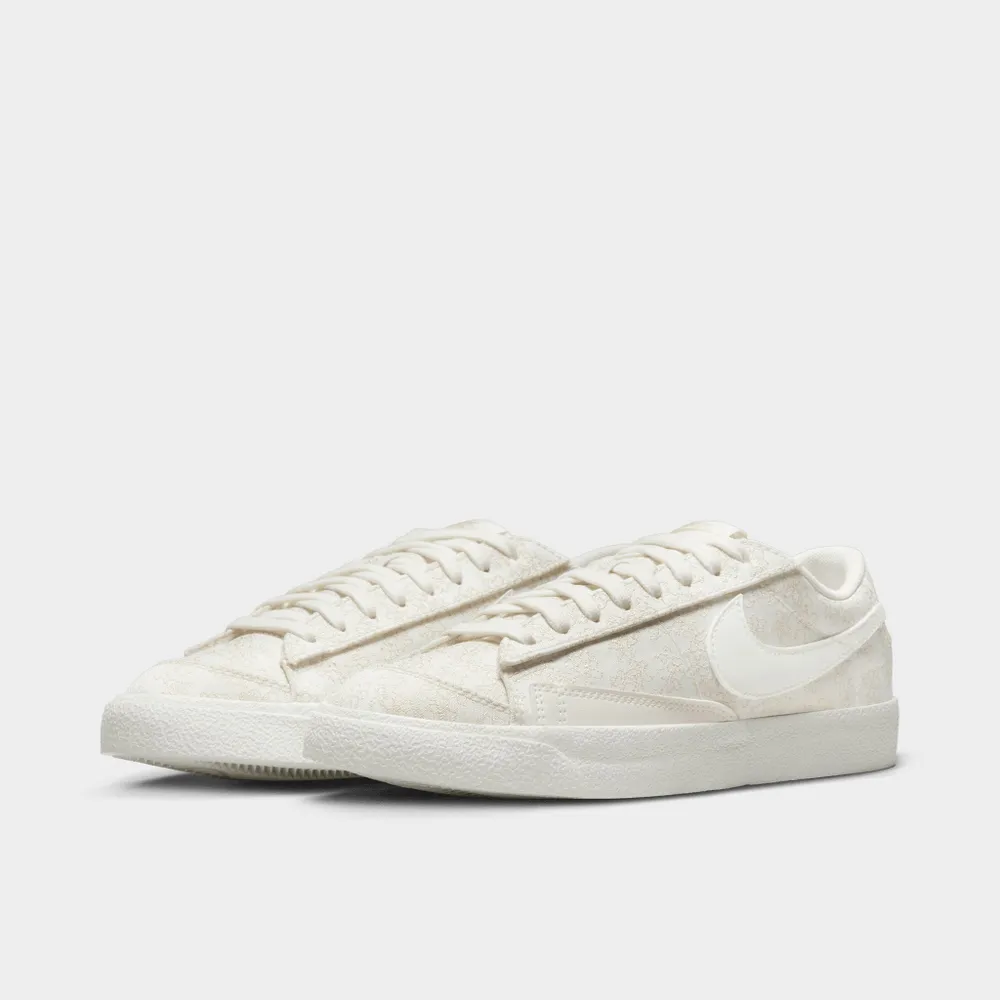 Nike Women's Blazer Low '77 SE Sail / Multicolour - Sesame